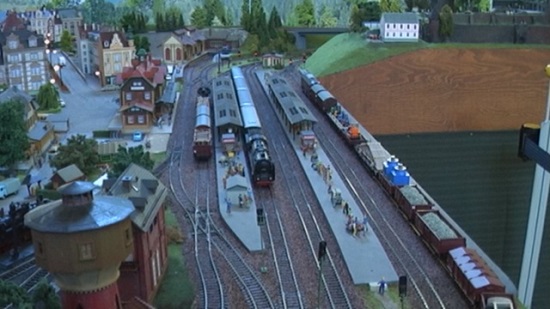 Zuglinien der Modellbahn