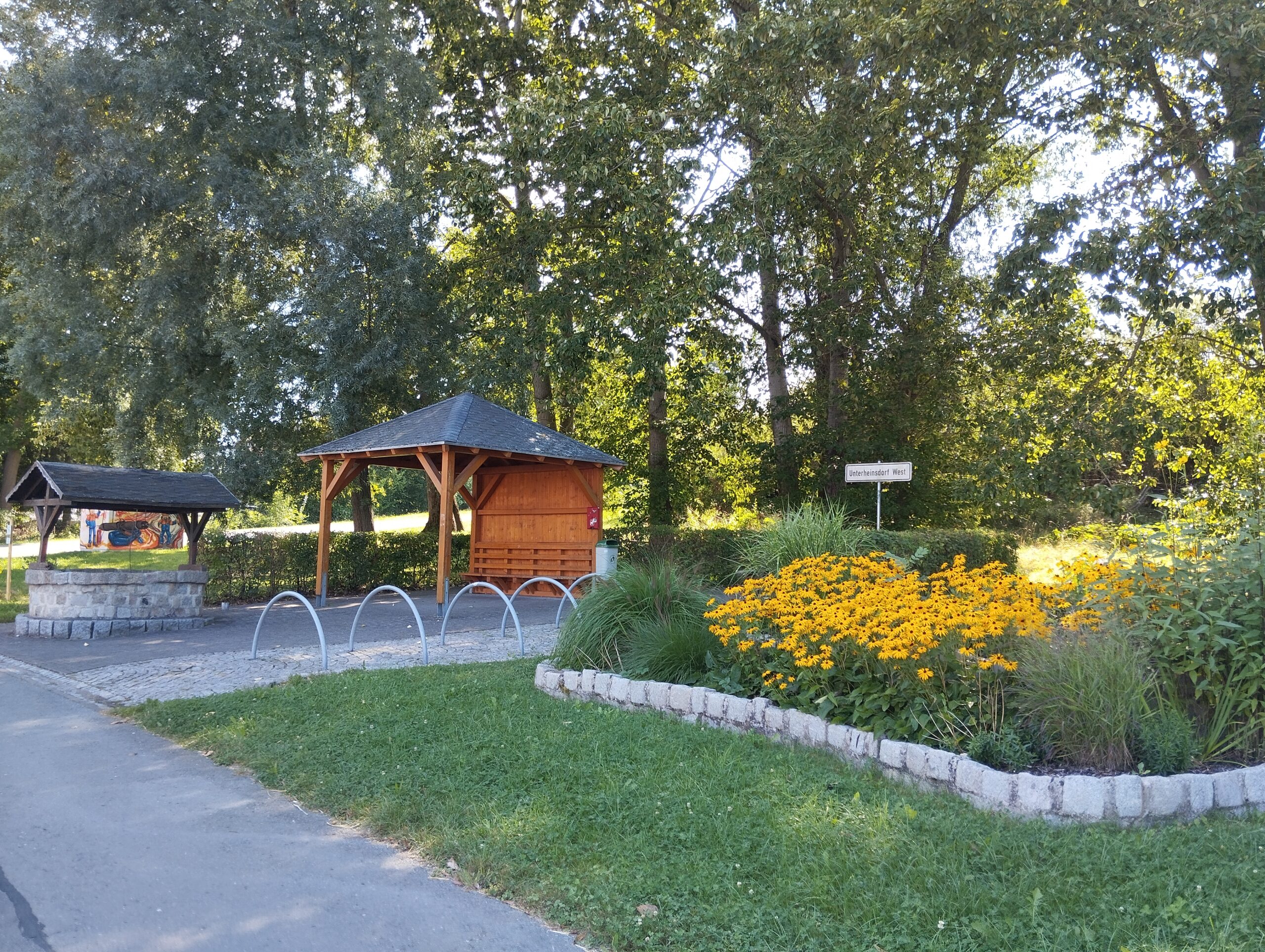 Radweg Rastplatz in Unterheinsdorf