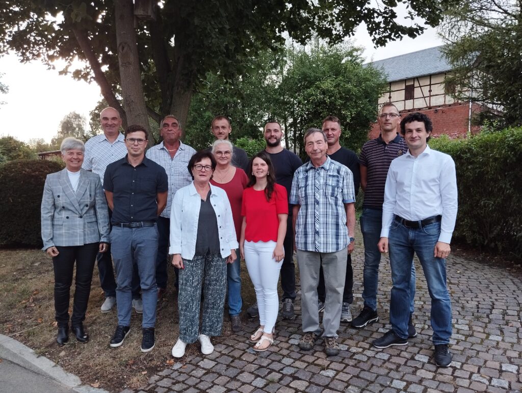 Gruppenfoto des Gemeinderates